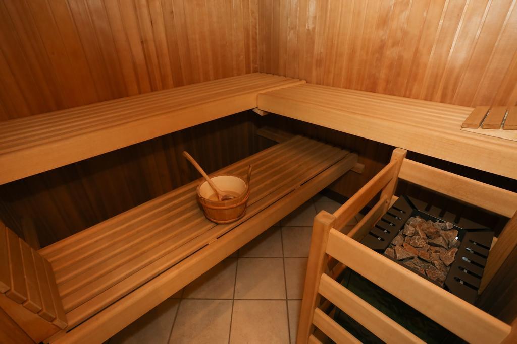 Residence Laitacherhof - Modern Apartments With Outside Pool And Sauna Klausen Exteriör bild